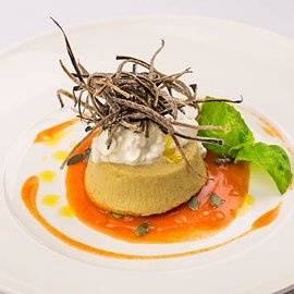 Crema di pomodoro con tortino di melanzane Crema di pomodoro con tortino di melanzane