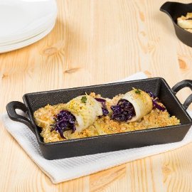 Rotolino di sogliola e cavolo viola salato su finocchi