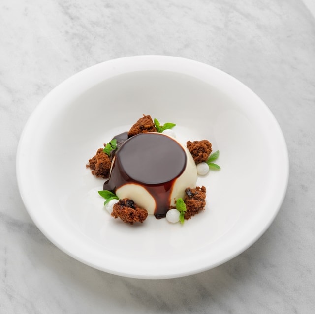 Panna cotta con topping al cacao Panna cotta con topping al cacao