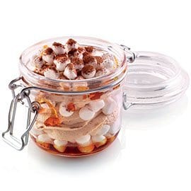 Semifreddo al torroncino e granella di meringa