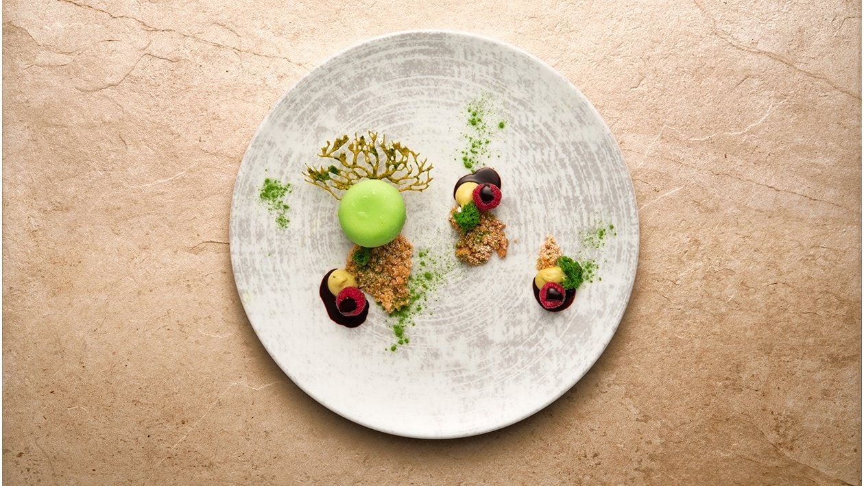 Tirami-tè crema al tiramisù al tè verde, lamponi e crumble allo zucchero di canna e cannella – - Ricetta