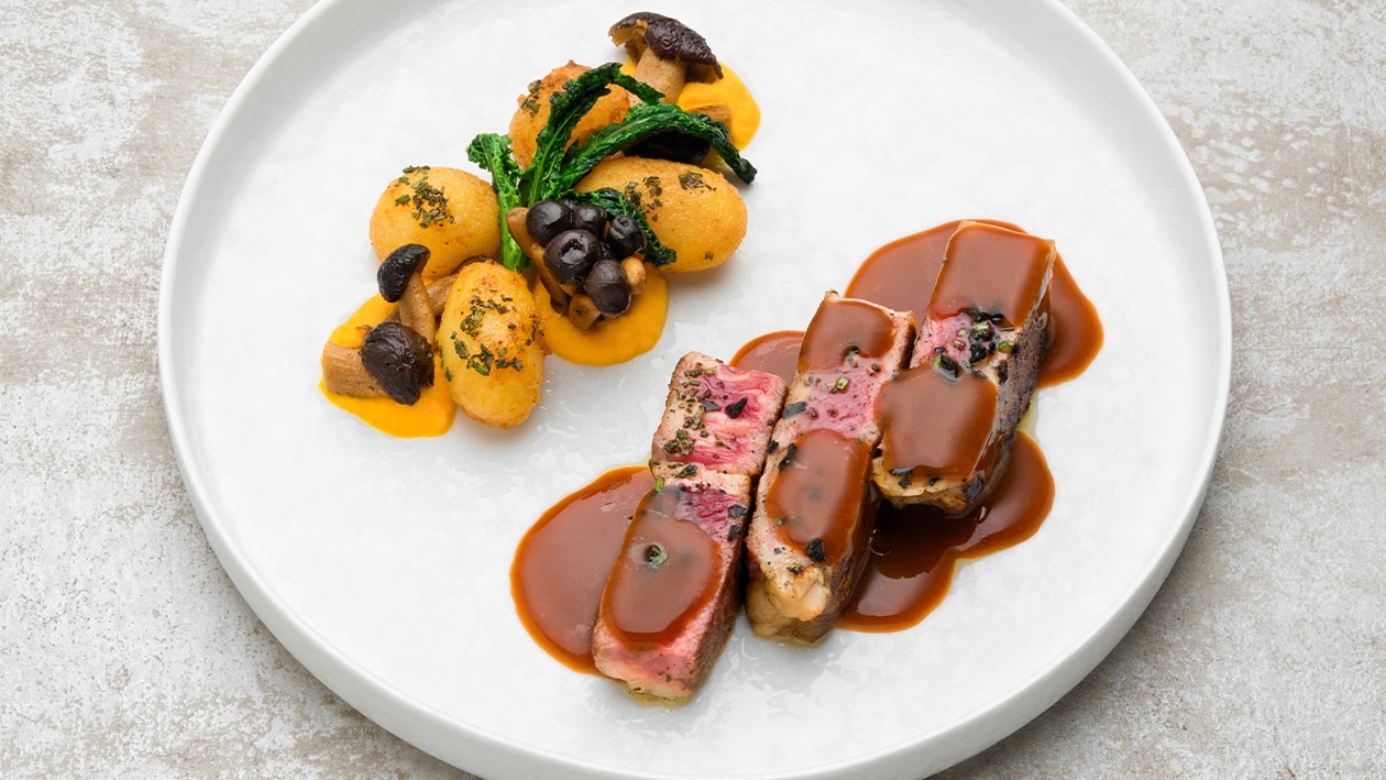 Filetto di cinghiale in salsa di selvaggina – - Ricetta