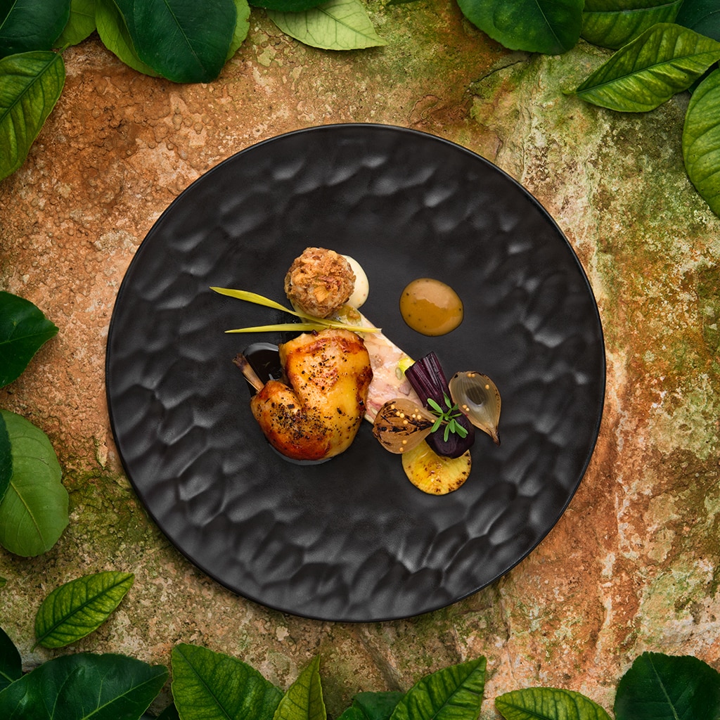 Galletto arrosto con patate e cipolle Galletto arrosto con patate e cipolle