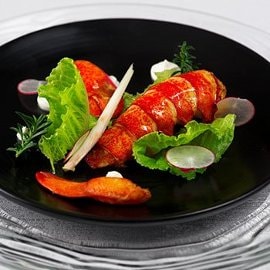 Astice affumicato con panna acida e lemongrass Astice affumicato con panna acida e lemongrass