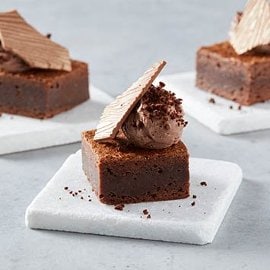 brownie alla patata dolce e mousse al cioccolato aromatizzata allo zenzero brownie alla patata dolce e mousse al cioccolato aromatizzata allo zenzero