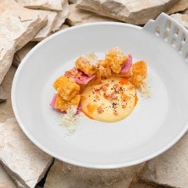 #Carbonara Mezze maniche “Soffiate” allo zafferano con zabaione salato alla Carbonara, olio al guanciale e pecorino romano #Carbonara Mezze maniche “Soffiate” allo zafferano con zabaione salato alla Carbonara, olio al guanciale e pecorino romano