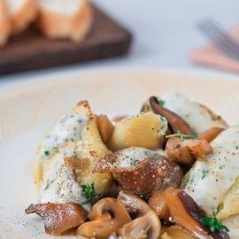 Conchiglioni con ricotta e spinaci con zuppetta e funghi Conchiglioni con ricotta e spinaci con zuppetta e funghi