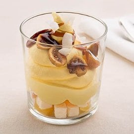 crema catalana gluten free alla mela con fichi caramellati e cocco candito crema catalana gluten free alla mela con fichi caramellati e cocco candito