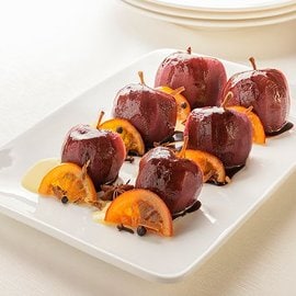 Mela al vin brulè con crema alla vaniglia e Marsala Mela al vin brulè con crema alla vaniglia e Marsala