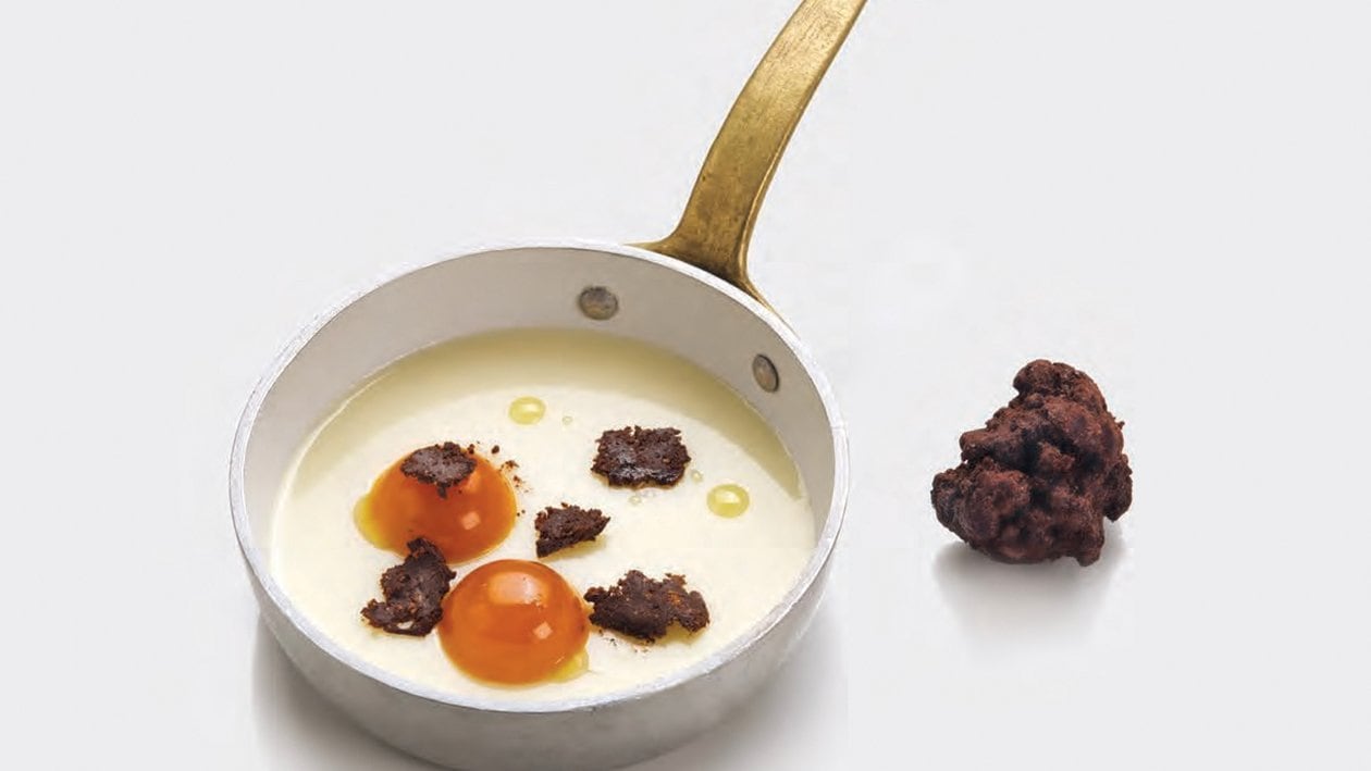 N-uovo al tartufo: Biancomangiare alla mandorla, gelatina di mango e fico d'India, streusel di cioccolato – - Ricetta