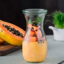 Panna cotta alla papaya in vasocottura Panna cotta alla papaya in vasocottura