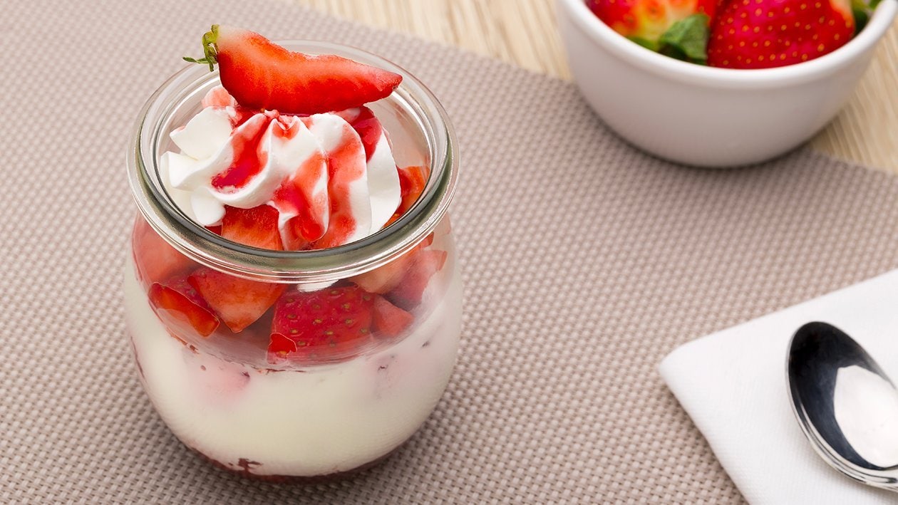 panna cotta e fragole (rivisitazione di panna e fragole) – - Ricetta