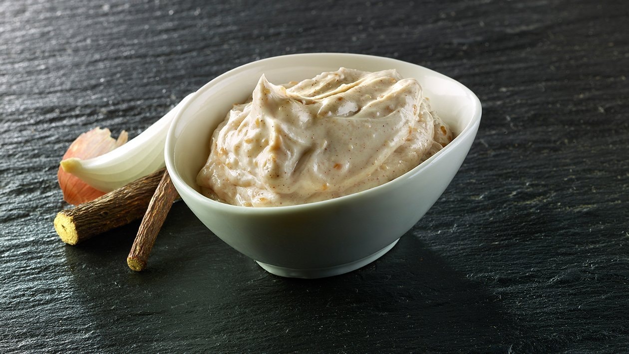 Salsa maionese, liquirizia e cipolla rosolata – - Ricetta