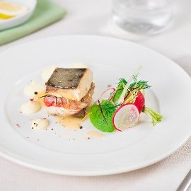 Sandwich di ricciola con gamberi rossi e purè di patate al limone Sandwich di ricciola con gamberi rossi e purè di patate al limone