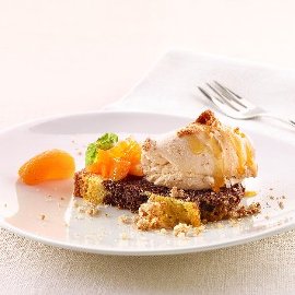 Semifreddo al torroncino con amaretti