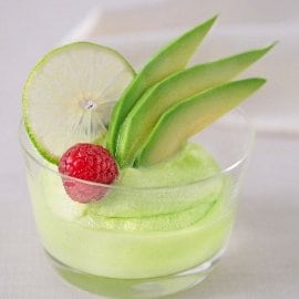 Sorbetto al limone, avocado e menta