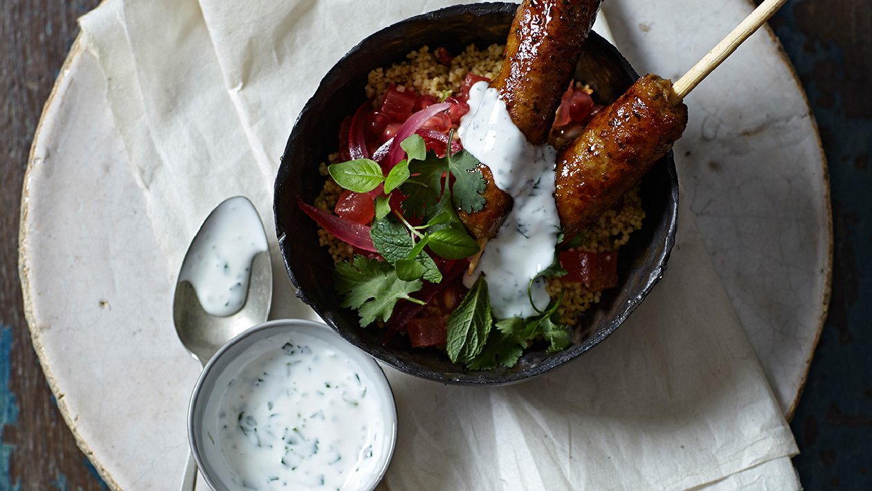 Spiedini di agnello con Cous Cous Taboulè, melograno e anguria – - Ricetta