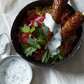 Spiedini di agnello con Cous Cous Taboulè, melograno e anguria Spiedini di agnello con Cous Cous Taboulè, melograno e anguria