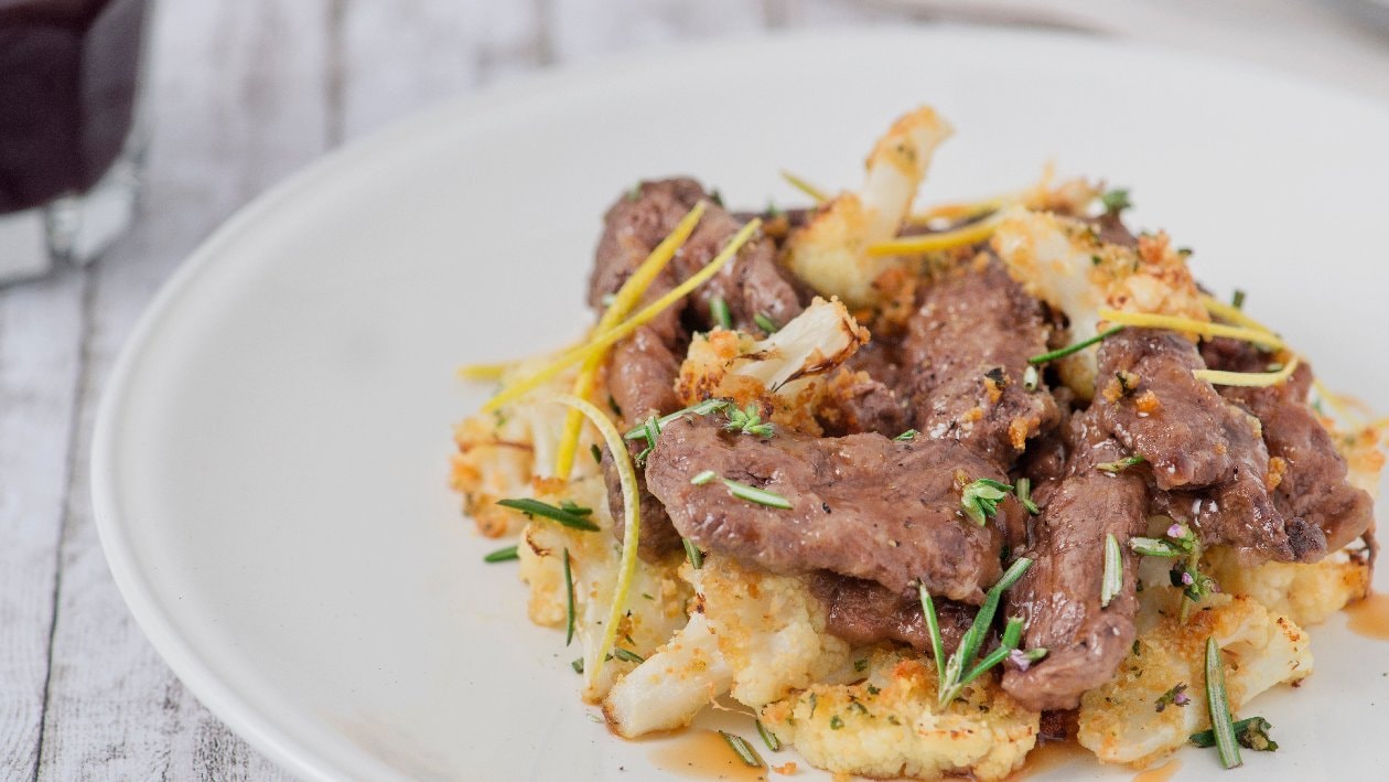 Straccetti di cavallino al limone con cavolfiori gratin – - Ricetta Straccetti di cavallino al limone con cavolfiori gratin – - Ricetta