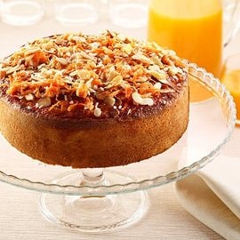 Torta camilla con mandorle e carote Torta camilla con mandorle e carote