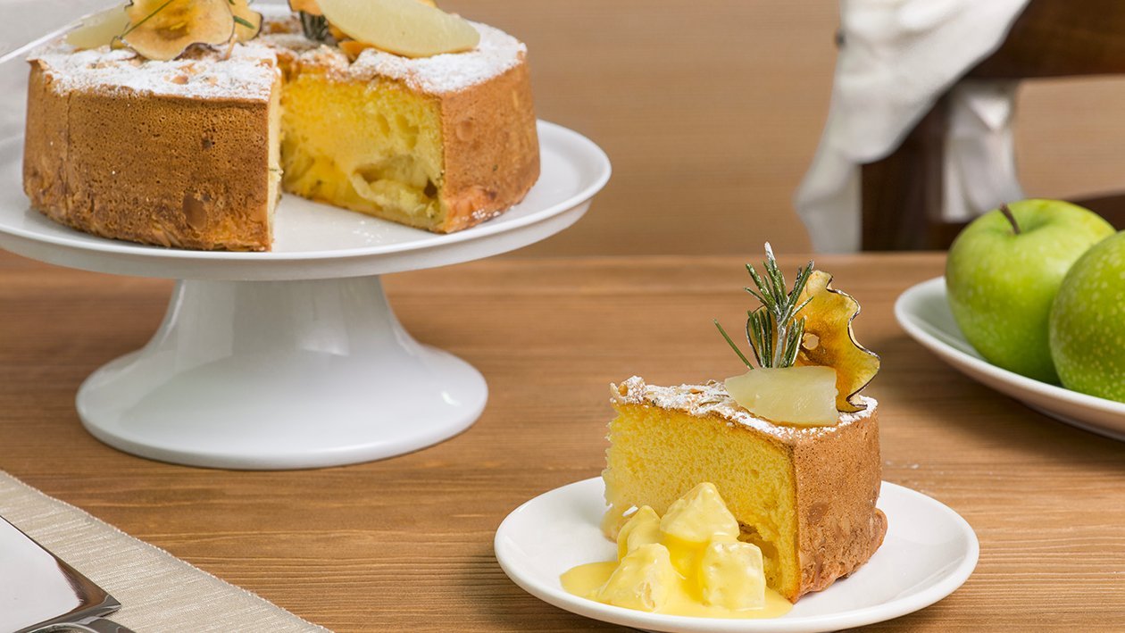 Torta di mele, mandorle e rosmarino – - Ricetta