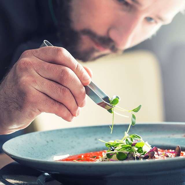 Curare la presentazione, può aumentare il valore di un piatto?