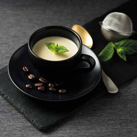 Panna cotta al Tè verde con Menta e Caffè Panna cotta al Tè verde con Menta e Caffè