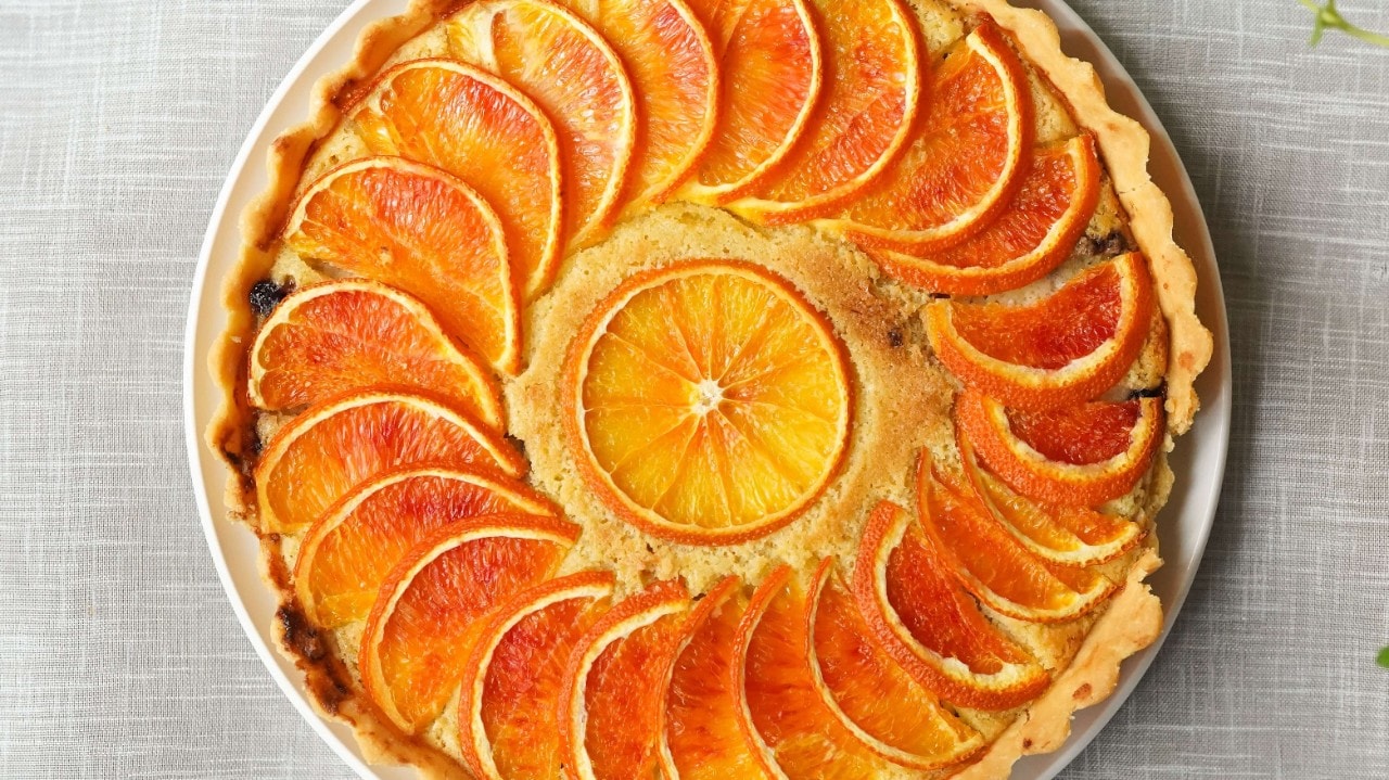 Colour is king Orange pie Colour is king Orange pie